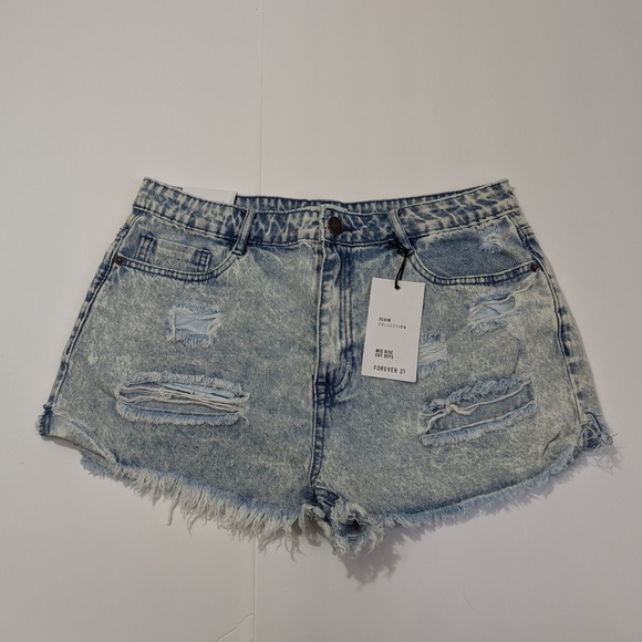 Lot of 2 Forever 21 Women's Distressed Denim Jean Shorts size 29 - Picture 2 of 6